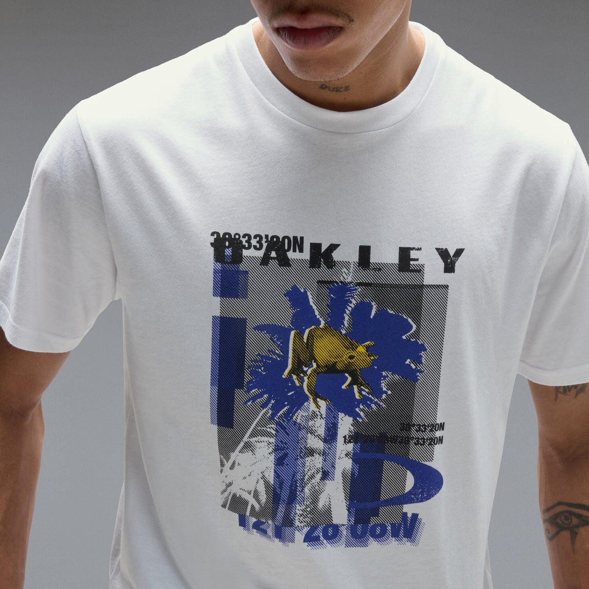 Oakley Men's Futurescape Logo Frog Tee-5