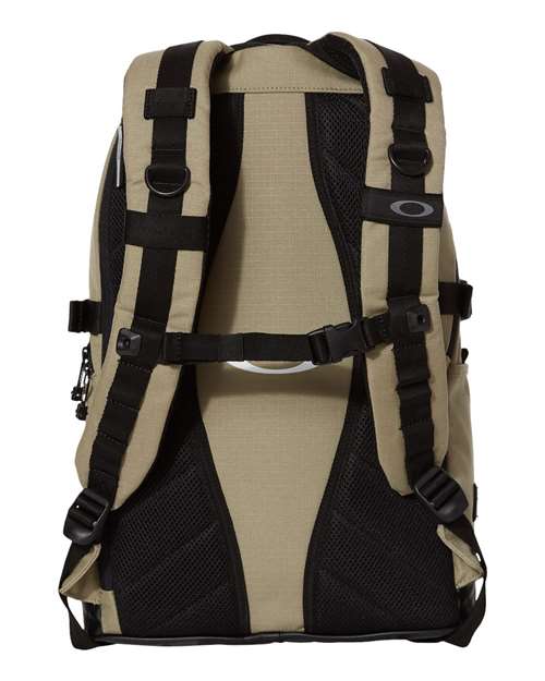 Oakley 23L Utility Backpack Unisex Accessories Bags & Backpacks