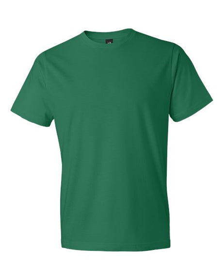 Gildan Men's Softstyle Combed Ring Spun Short Sleeve Tee 980 Mens Apparel Shirts & Tops