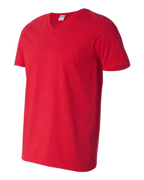 Gildan Men's Softstyle V-Neck T-Shirt. 64V00 Mens Apparel Shirts & Tops
