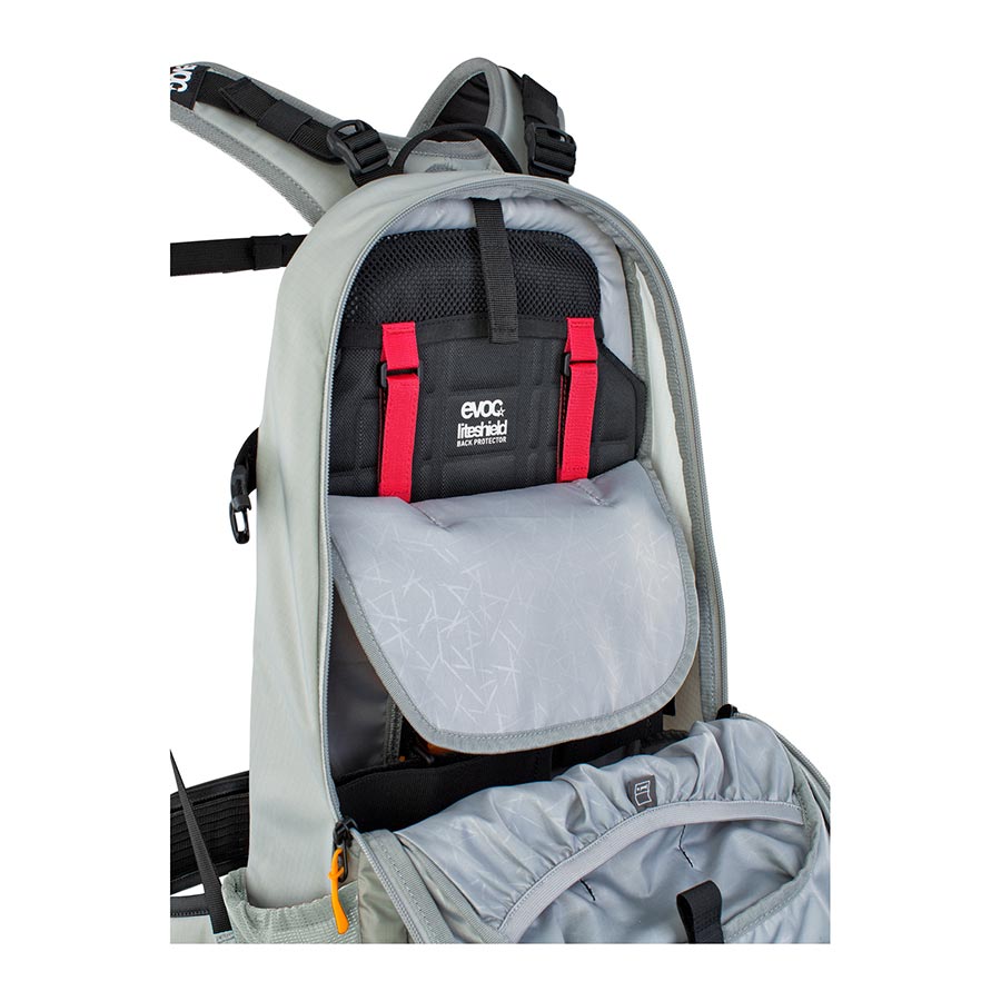 EVOC FR Enduro E-Ride 16 Backpack-12