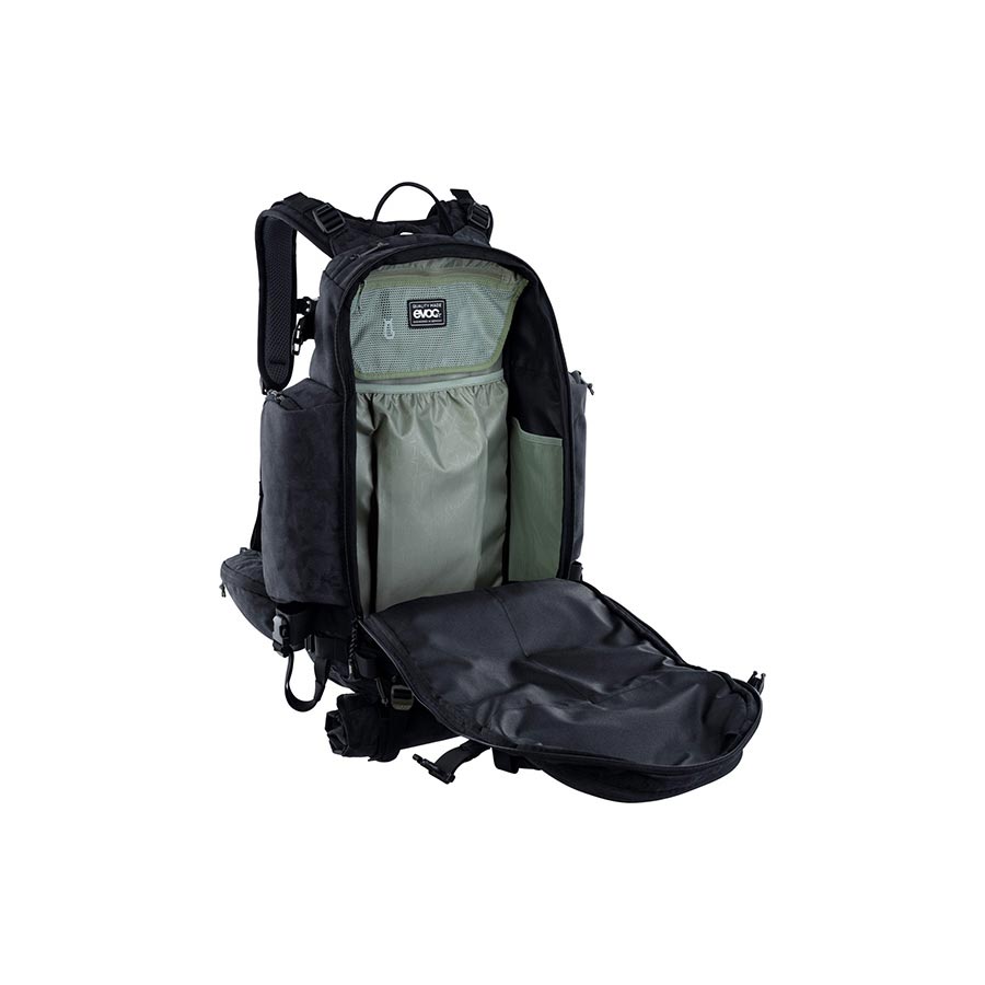 EVOC Trail Builder 35L Backpack-8