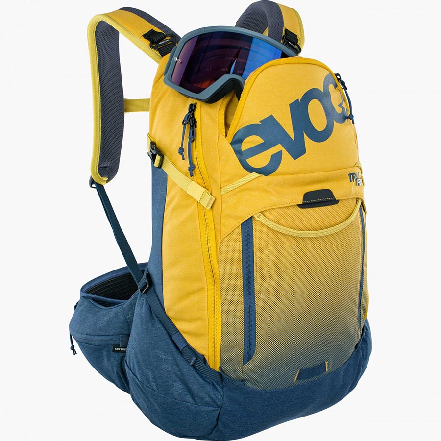 EVOC Trail Pro Protector Backpack-14