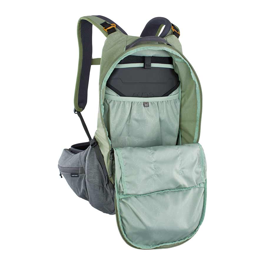 EVOC Trail Pro 16 Protector Backpack-15