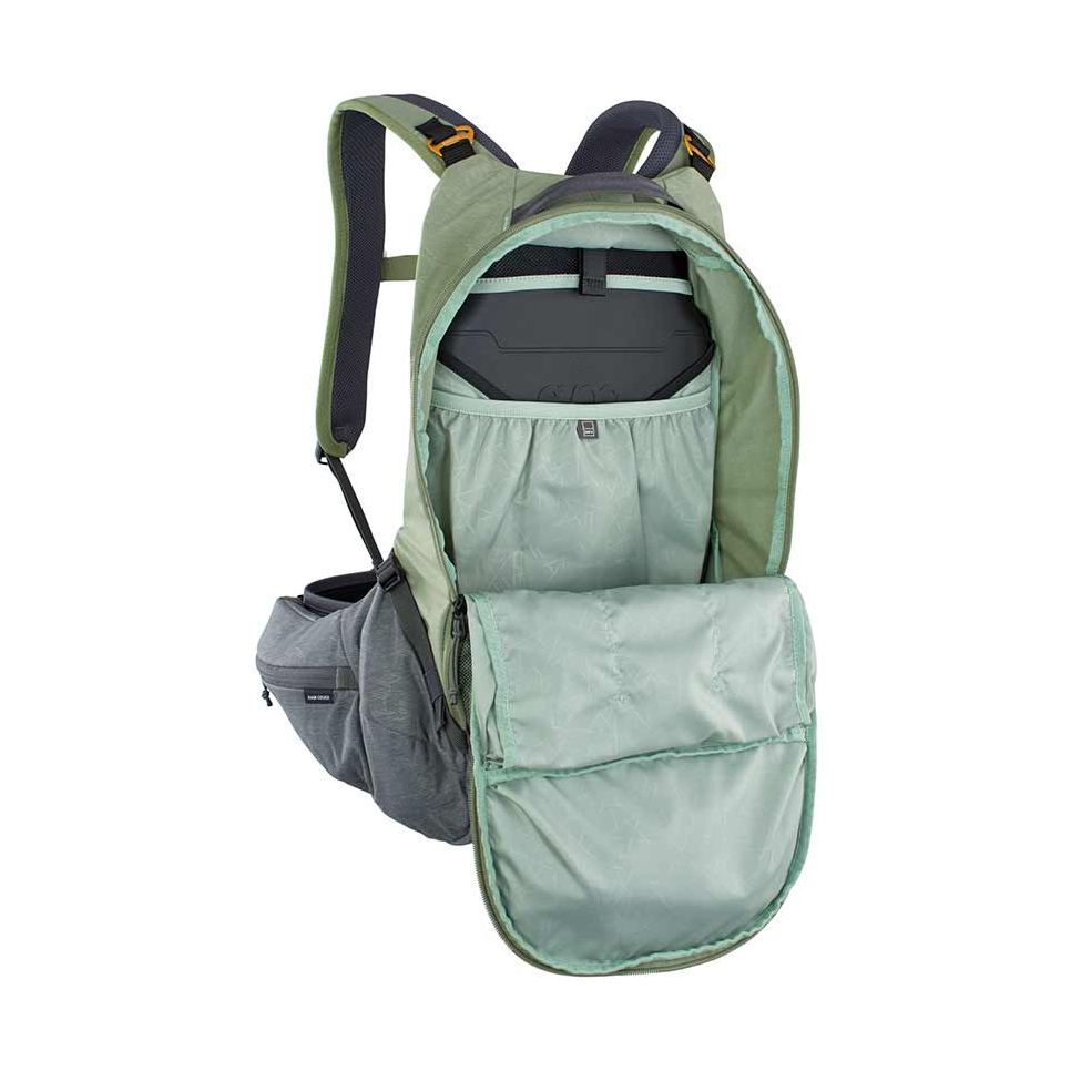 EVOC Trail Pro 16 Protector Backpack-15