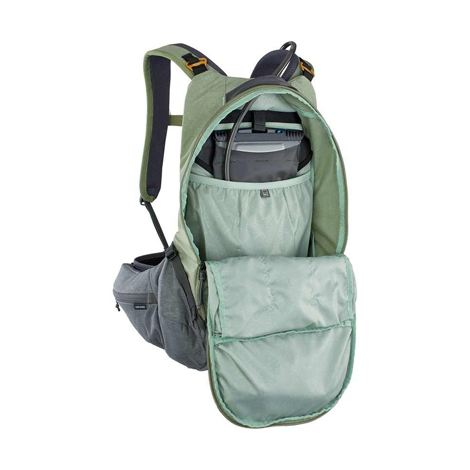 EVOC Trail Pro 16 Protector Backpack-17