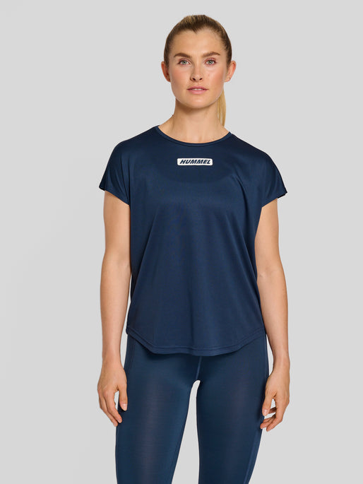 Hummel Women's Te Tola Loose T-Shirt Womens Apparel Shirts & Tops