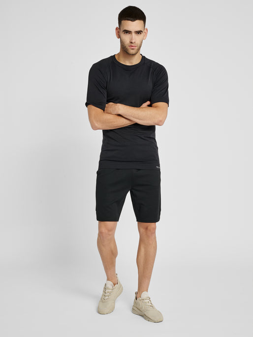 Hummel Men's Stroke Seamless T-Shirt Mens Apparel Shirts & Tops