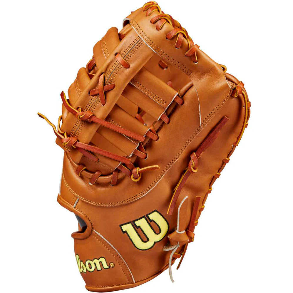 Wilson A2000 1679 Classic Series 12.5" Baseball First Base Mitt Baseball Gloves & Mitts All