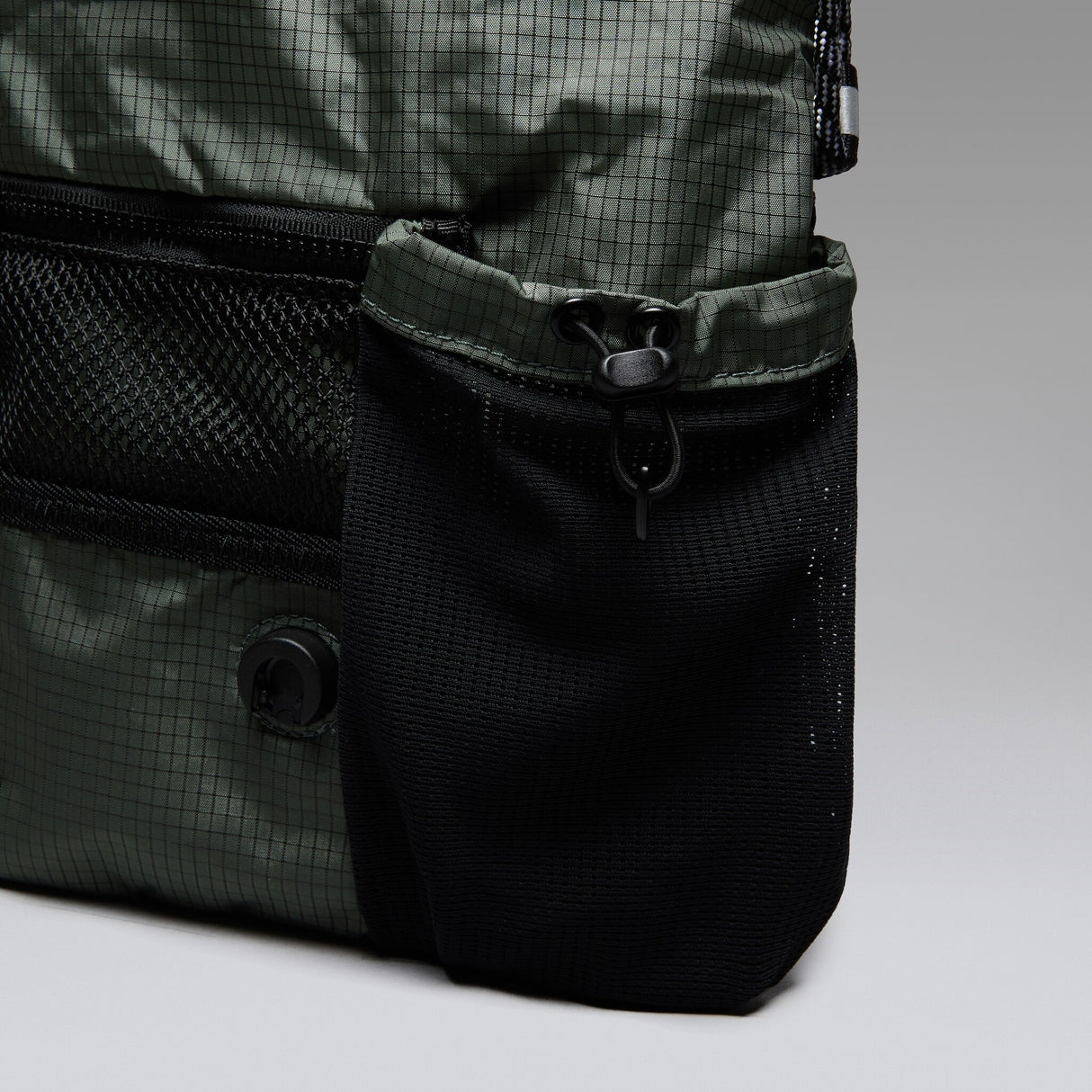 Oakley Reserve Pouch Bag-3