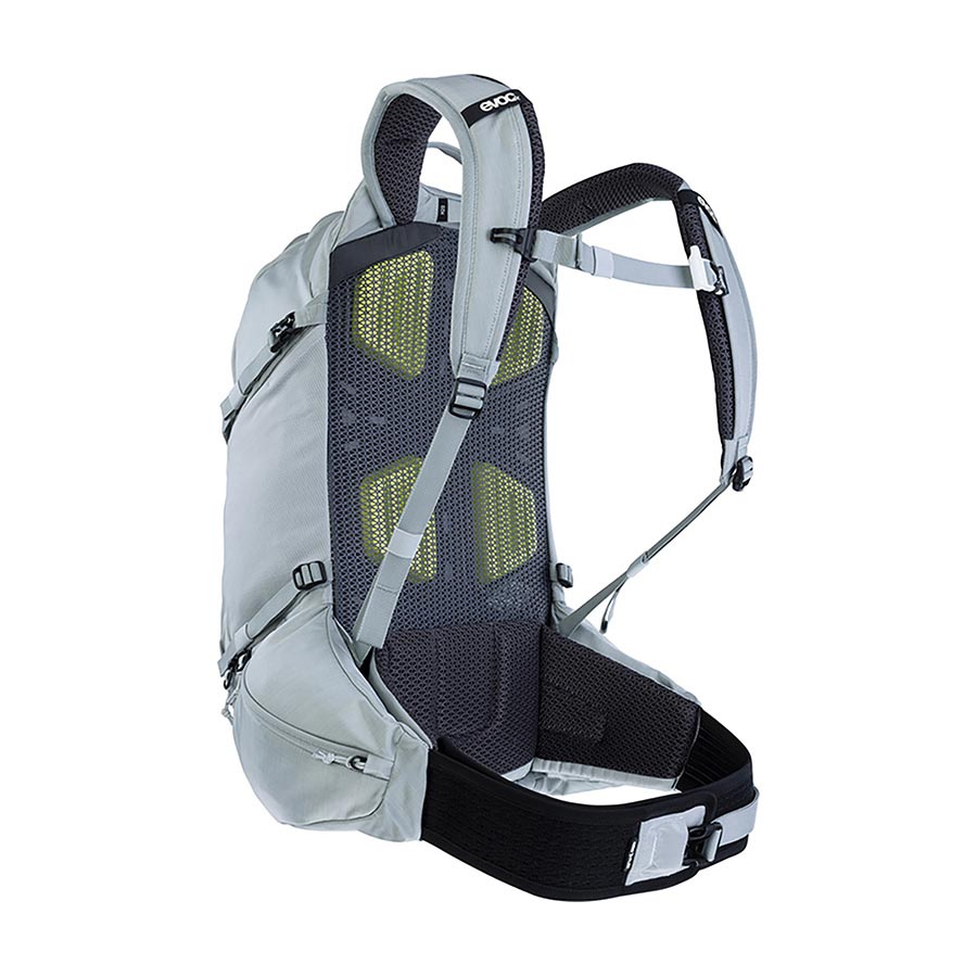 EVOC Explorer Pro 30 Hydration Bags-10