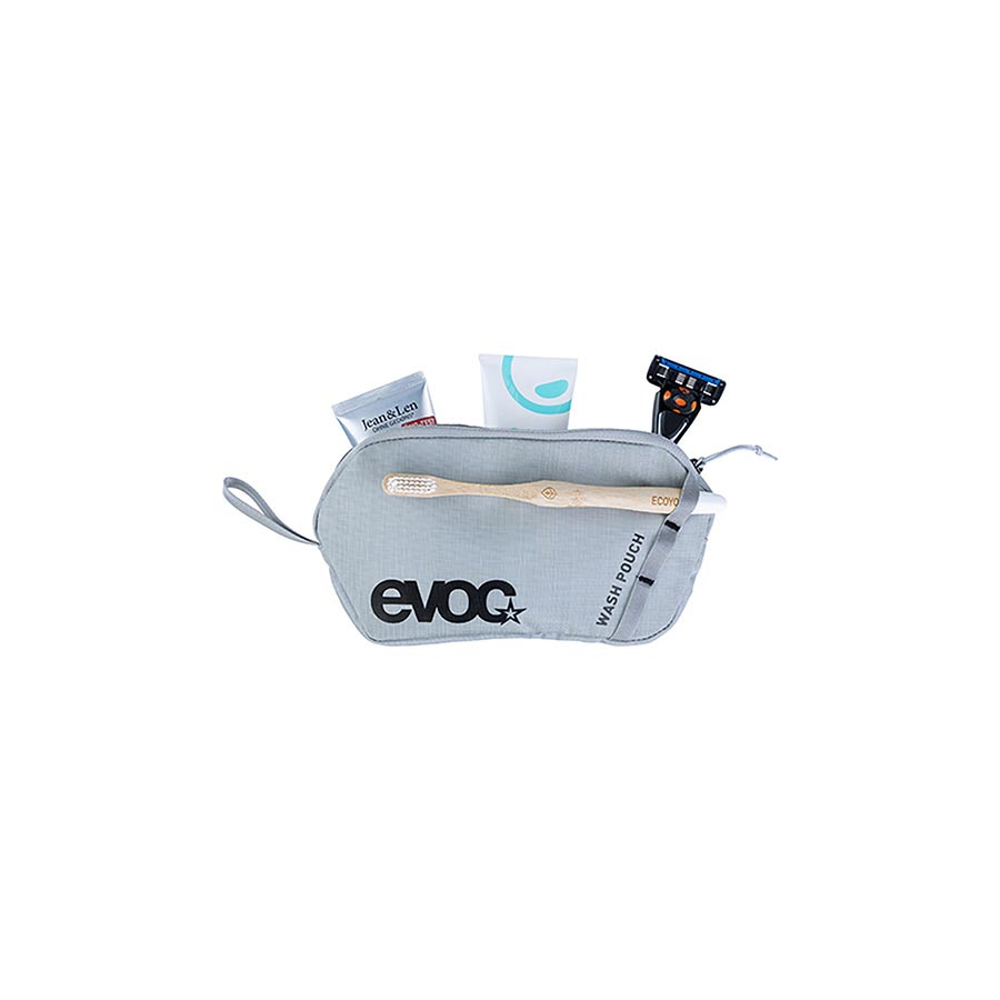 EVOC Explorer Pro 30 Hydration Bags-11