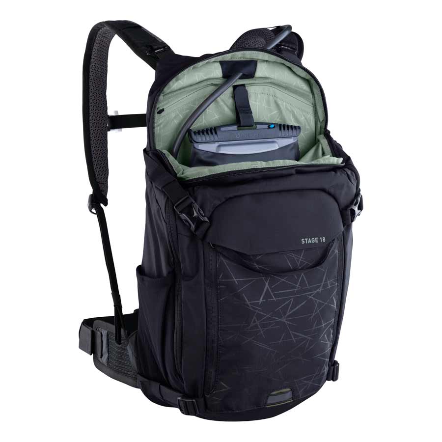 EVOC Stage 18 Hydration Bags-8