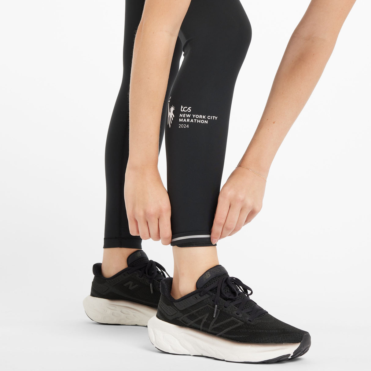 New Balance Women's NYC Marathon Sleek High Rise Legging 27 Womens Apparel Pants & Sweatpants