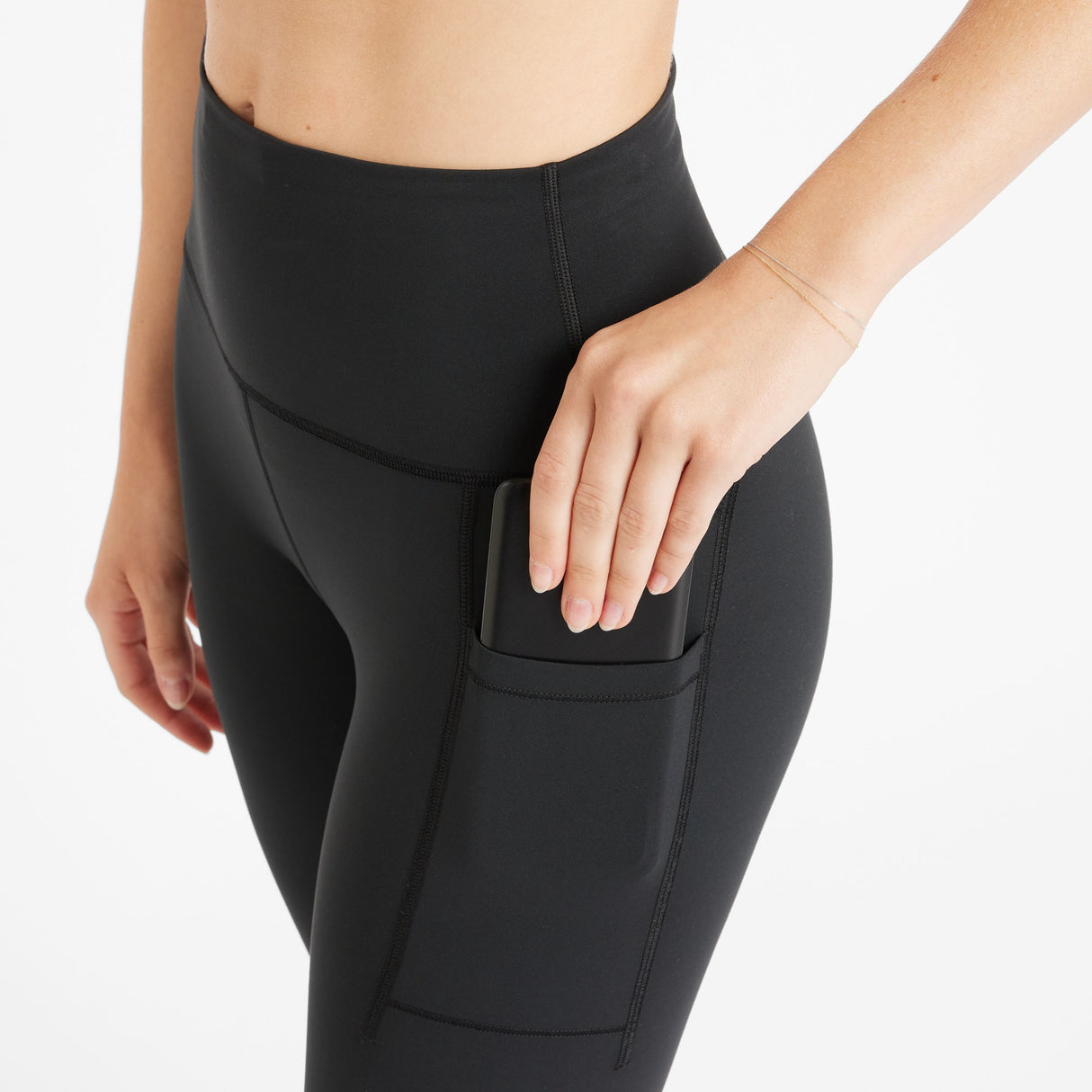 New Balance Women's NYC Marathon Sleek High Rise Legging 27 Womens Apparel Pants & Sweatpants