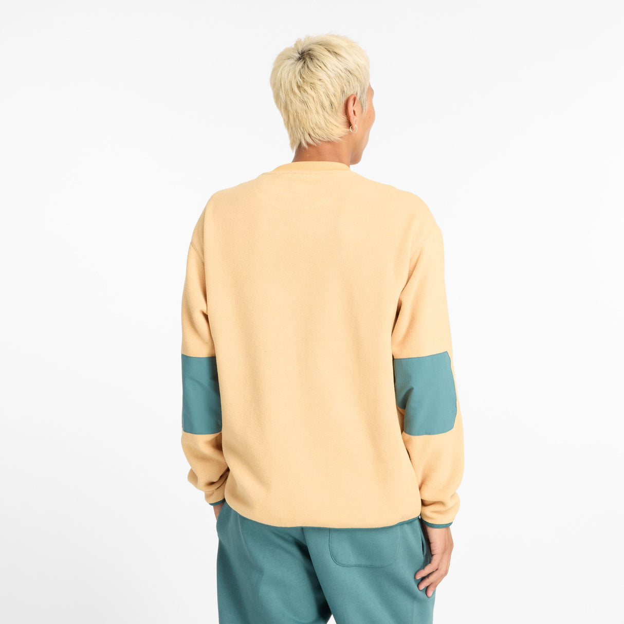 New Balance Men's Lindor Fleece Pullover Mens Apparel Sweatshirts & Fleece