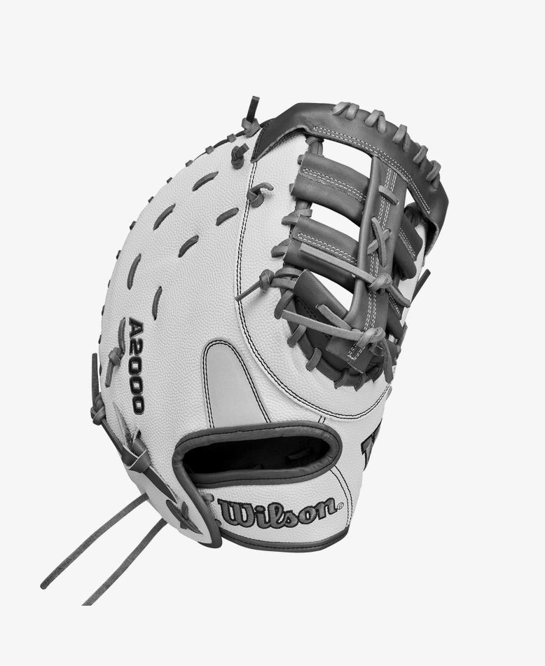 2024 Wilson Fastpitch Classics Series A2000 1620FPSS 12.5" Fastpitch First Base Mitt Softball Gloves All