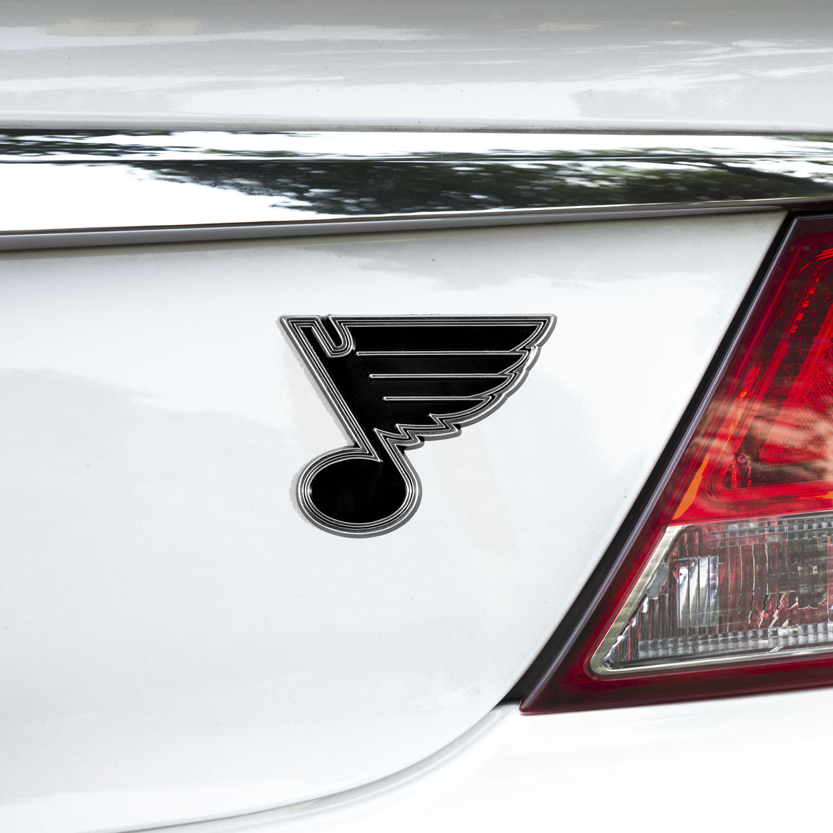 Fanmats St. Louis Blues Molded Chrome Plastic Emblem Fan Gear NHL St. Louis Blues