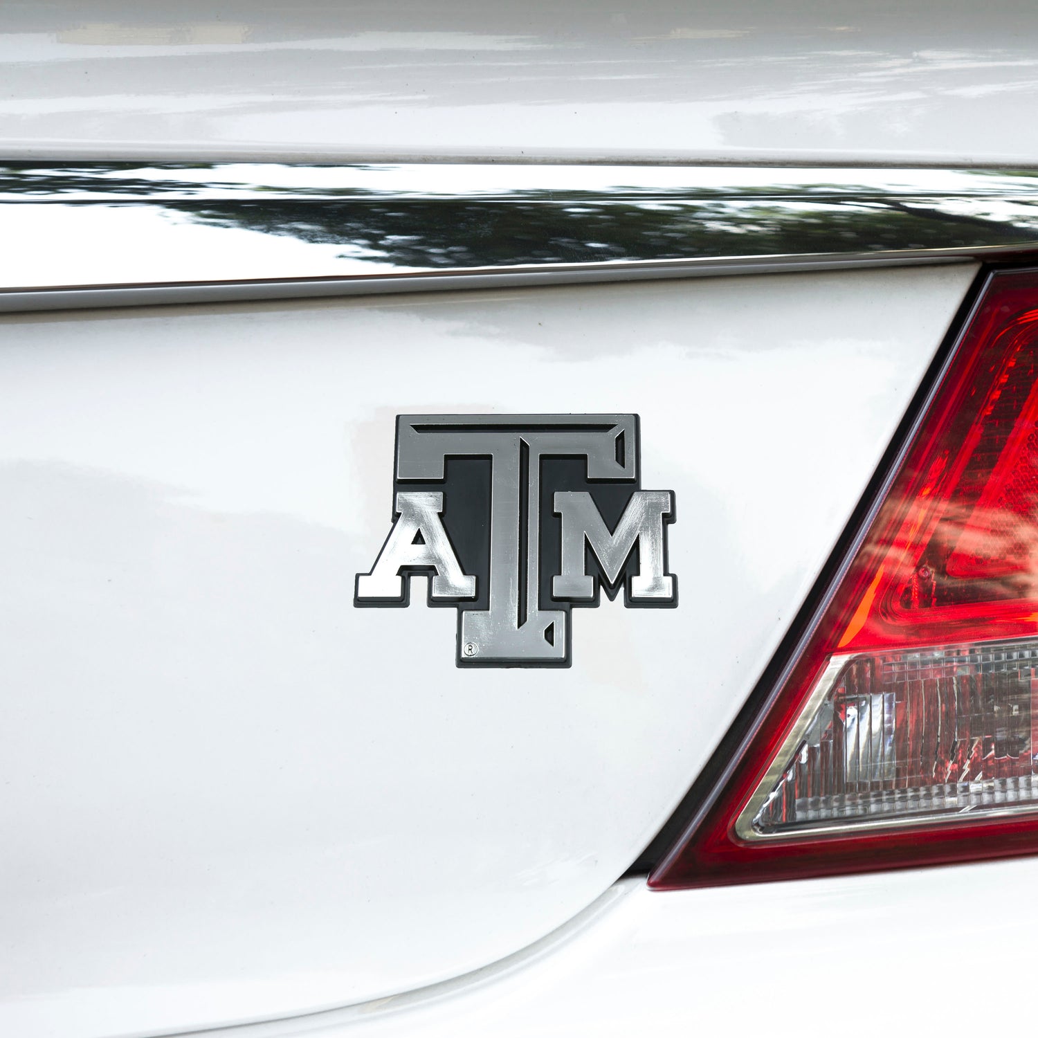 Fanmats Texas A&M Aggies Molded Chrome Plastic Emblem Fan Gear NCAA Texas A&M Aggies