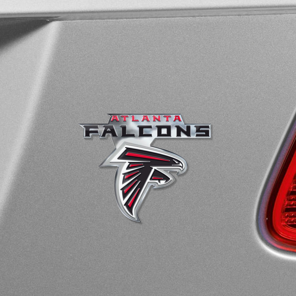 Fanmats Atlanta Falcons Heavy Duty Aluminum Embossed Color Emblem - Alternate Fan Gear NFL Atlanta Falcons
