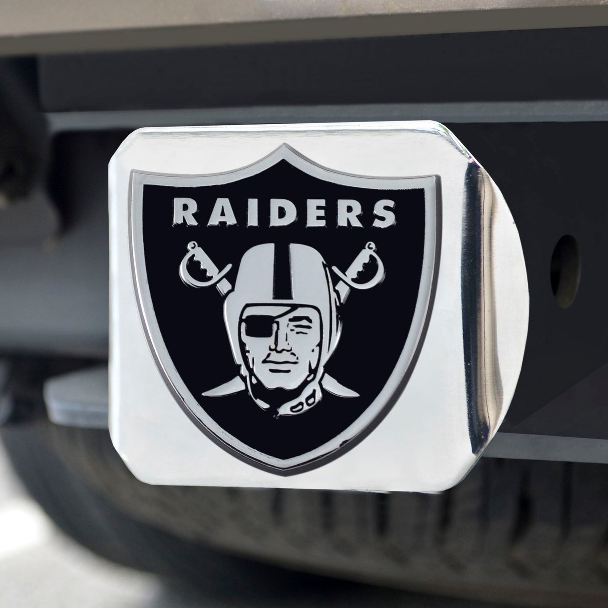 Fanmats Las Vegas Raiders Chrome Metal Hitch Cover with Chrome Metal 3D Emblem Fan Gear NFL Las Vegas Raiders