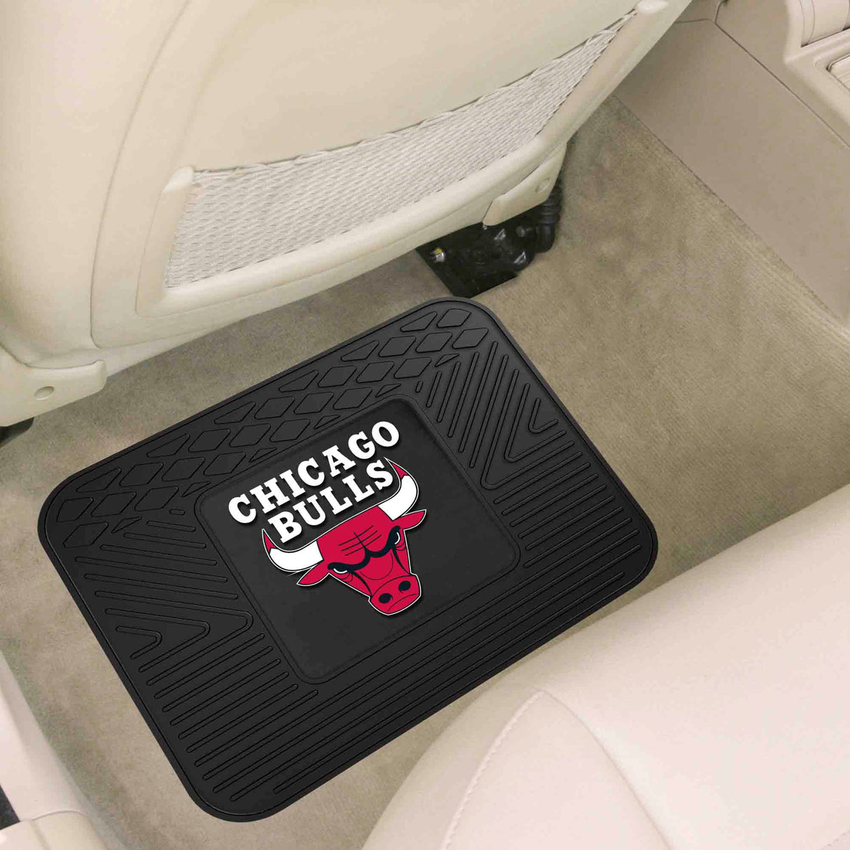 Fanmats Chicago Bulls Back Seat Car Utility Mat - 14" x 17" Fan Gear NBA Chicago Bulls