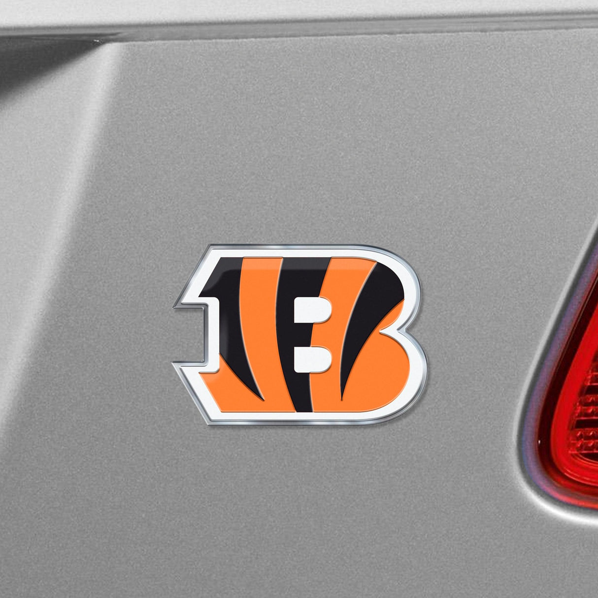 Fanmats Cincinnati Bengals Heavy Duty Aluminum Embossed Color Emblem - Alternate Fan Gear NFL Cincinnati Bengals