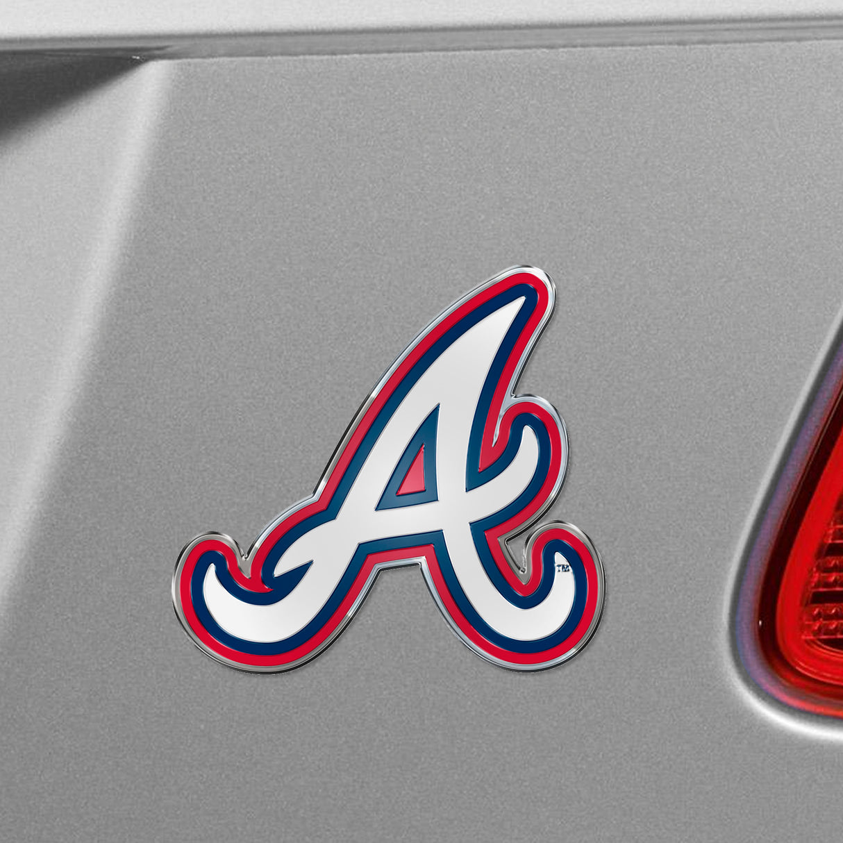 Fanmats Atlanta Braves Heavy Duty Aluminum Embossed Color Emblem Fan Gear MLB Atlanta Braves