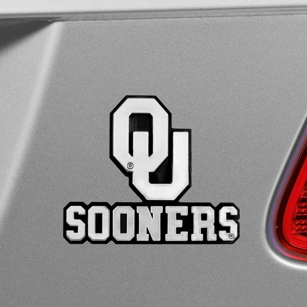 Fanmats Oklahoma Sooners Molded Chrome Plastic Emblem Fan Gear NCAA Oklahoma Sooners