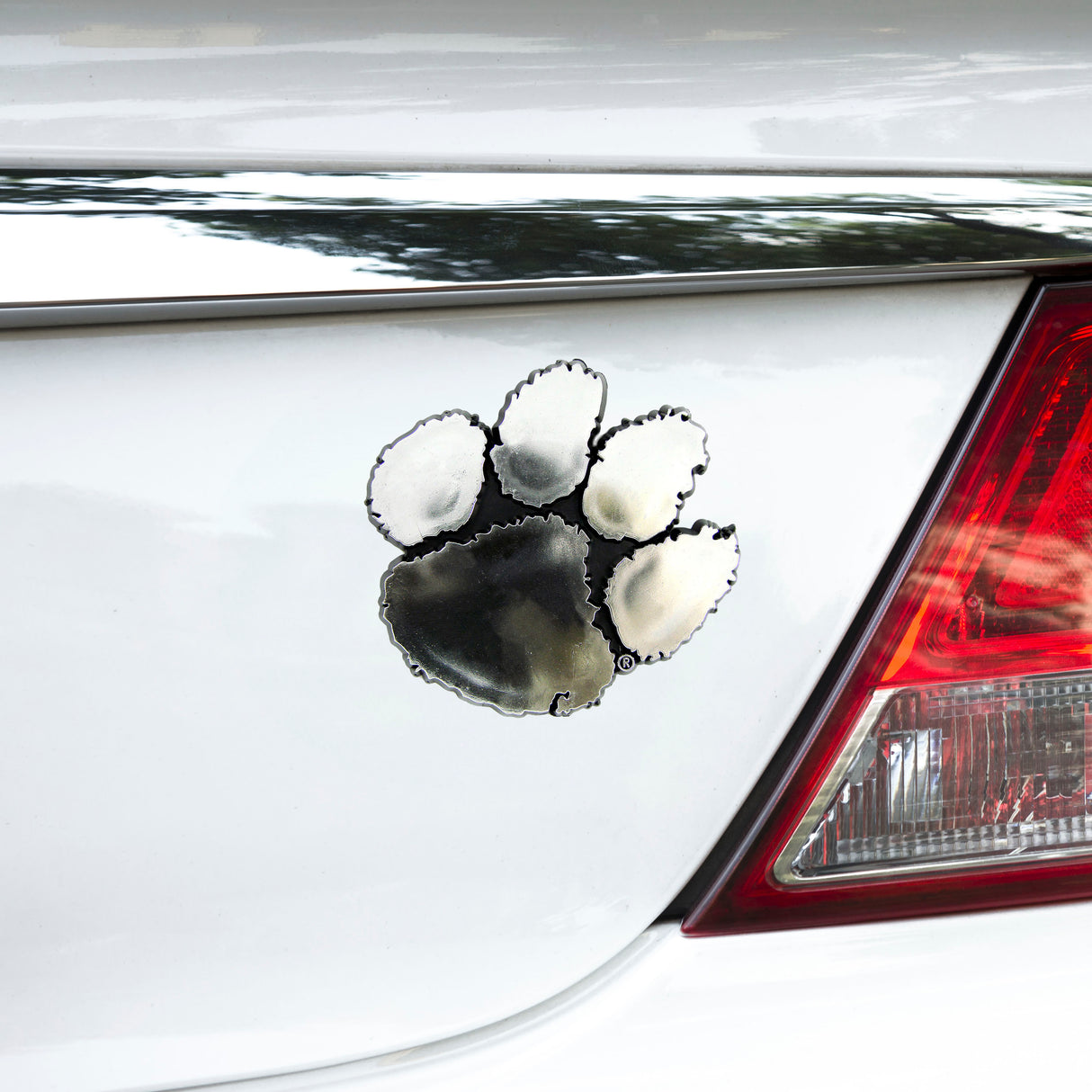 Fanmats Clemson Tigers Molded Chrome Plastic Emblem Fan Gear NCAA Clemson Tigers