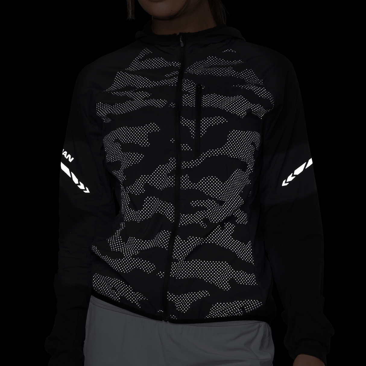 Nathan Women's Hypernight Stealth Jacket Womens Apparel Jackets & Vests