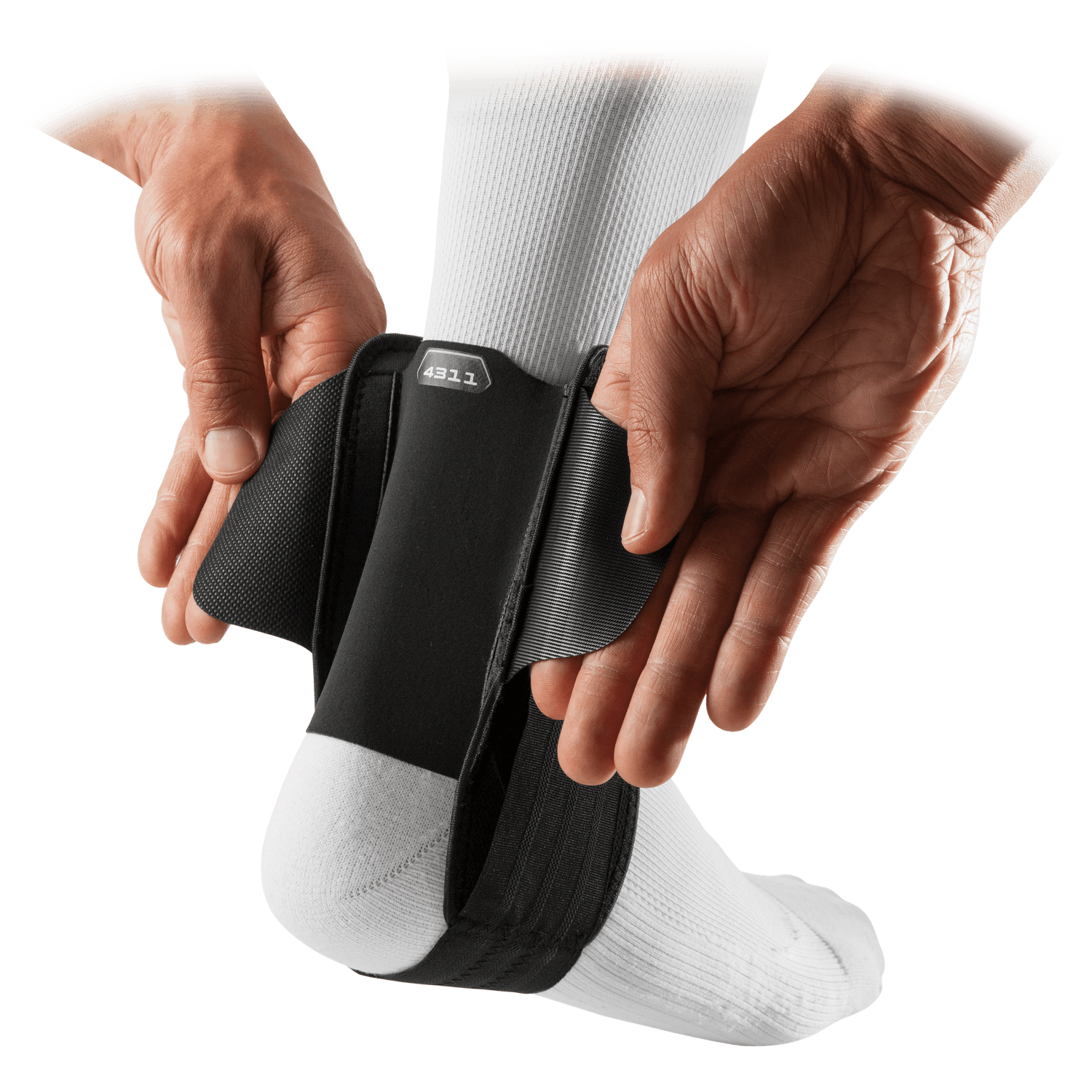 McDavid Stealth w/ Flex-Support Stays Ankle Brace Unisex Accessories Health & Wellness