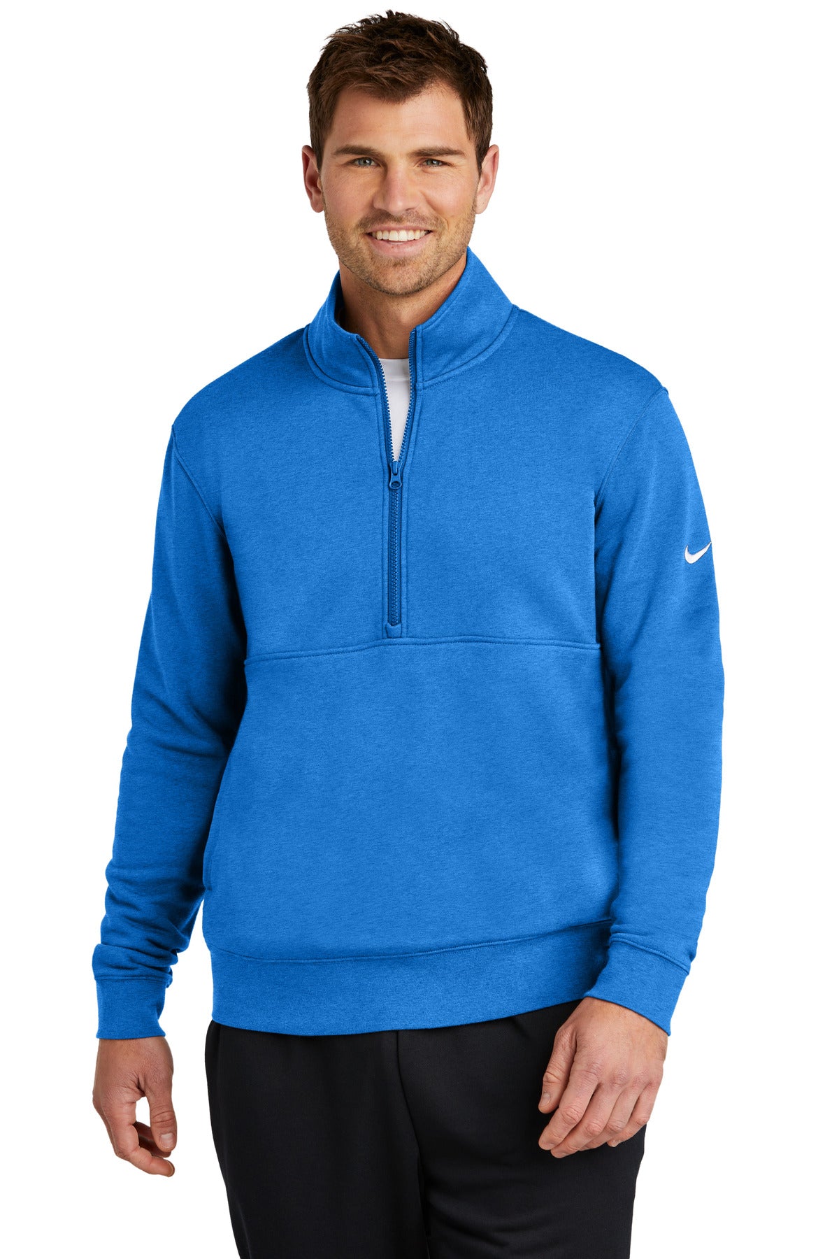 Nike Men's Club Fleece Sleeve Swoosh 1/2 Zip. NKDX6718