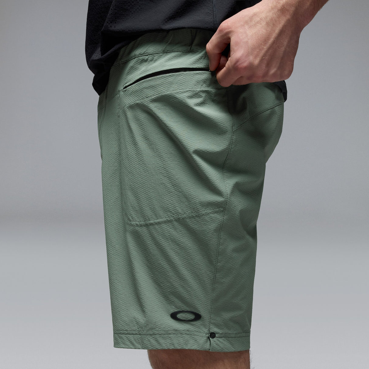 Oakley Men's Seeker Whip Shorts-5