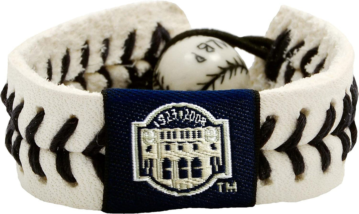 Gamewear New York Yankees Genuine Baseball Stadium Bracelet Fan Gear MLB New York Yankees