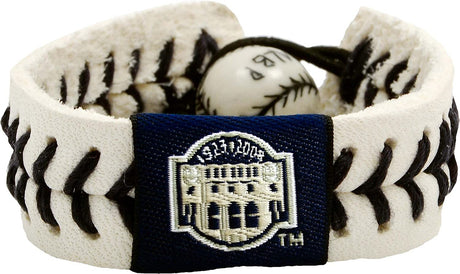 Gamewear New York Yankees Genuine Baseball Stadium Bracelet Fan Gear MLB New York Yankees