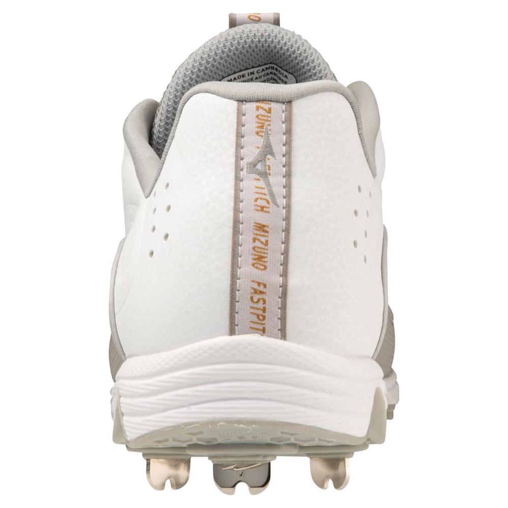 Mizuno 9-Spike Swift 8 Low Women's Metal Softball Cleat Softball Footwear All