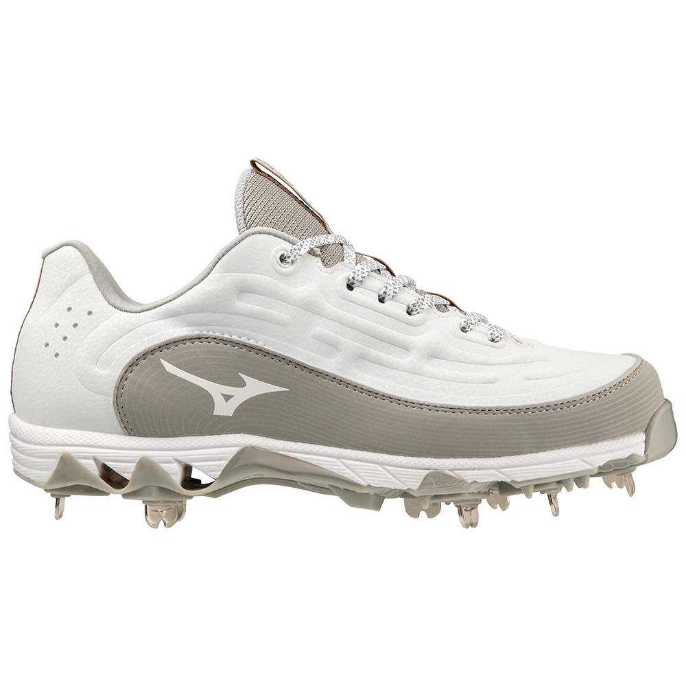Mizuno 9-Spike Swift 8 Low Women's Metal Softball Cleat Softball Footwear All