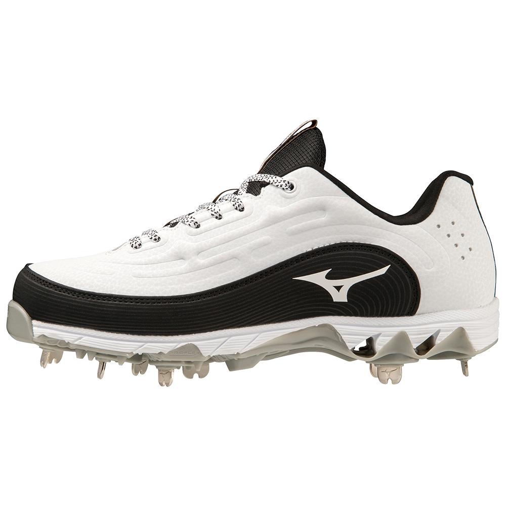 Mizuno 9-Spike Swift 8 Low Women's Metal Softball Cleat Softball Footwear All