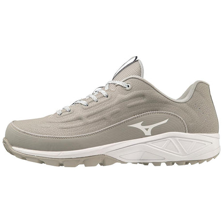 Mizuno Ambition 3 BB Low All Surface Baseball Footwear Adult