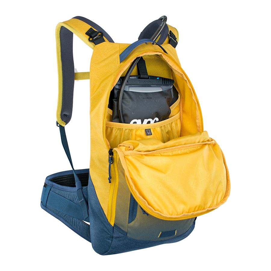 EVOC Trail Pro 10 Protector Backpack-5