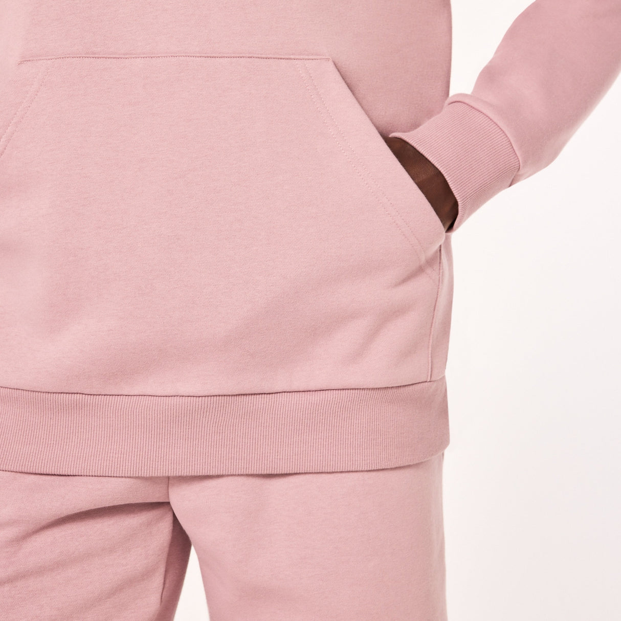 Oakley Men's Relax Pullover Hoodie 2.0 Mens Apparel Sweatshirts & Fleece