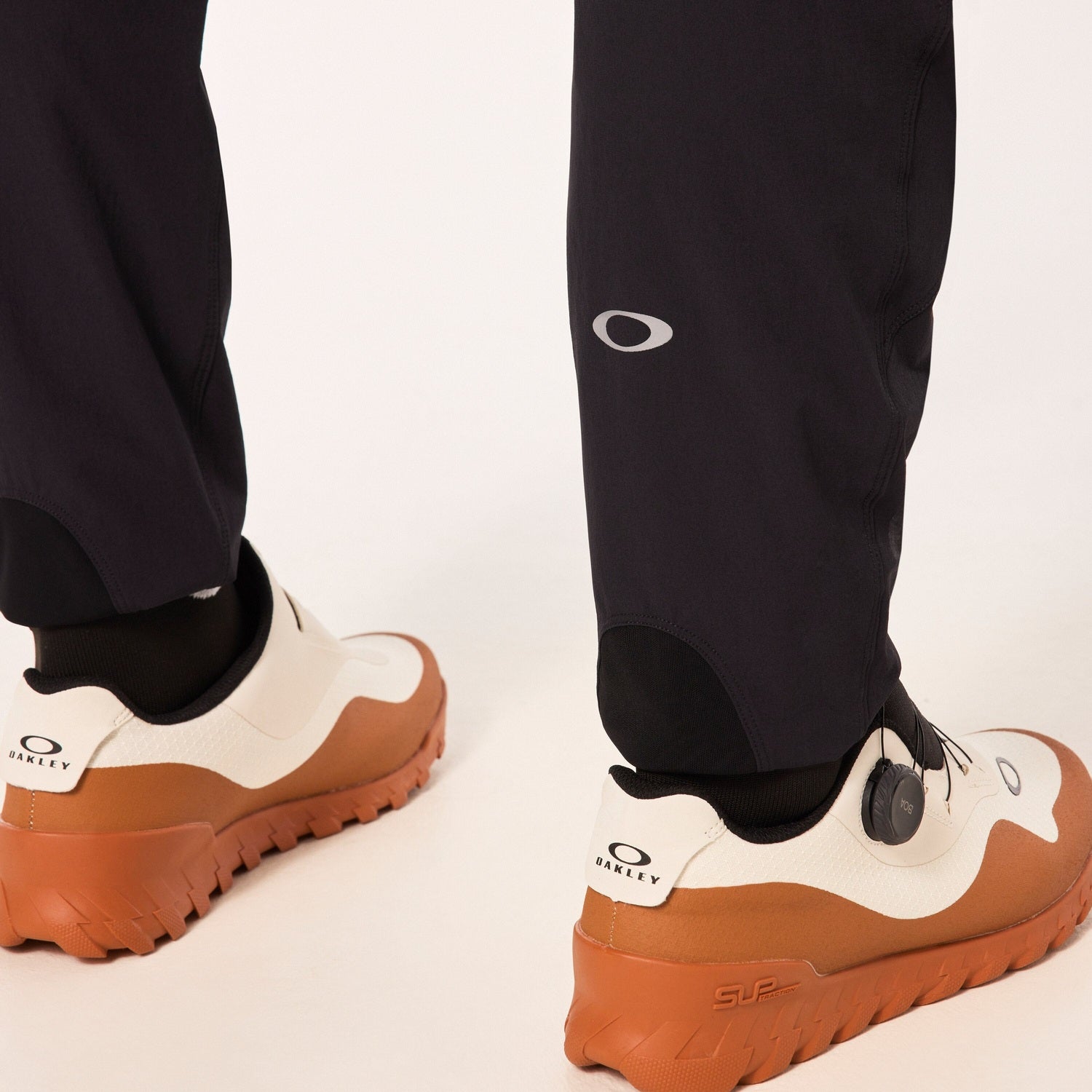 Oakley Men's Seeker Airline Pant Mens Apparel Pants & Sweatpants