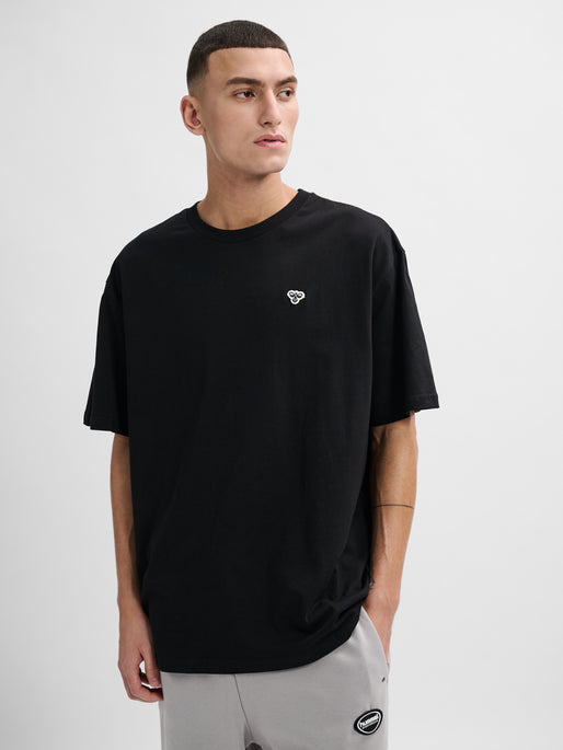 Hummel Men's Loose Bee Short Sleeve T-Shirt Mens Apparel Shirts & Tops