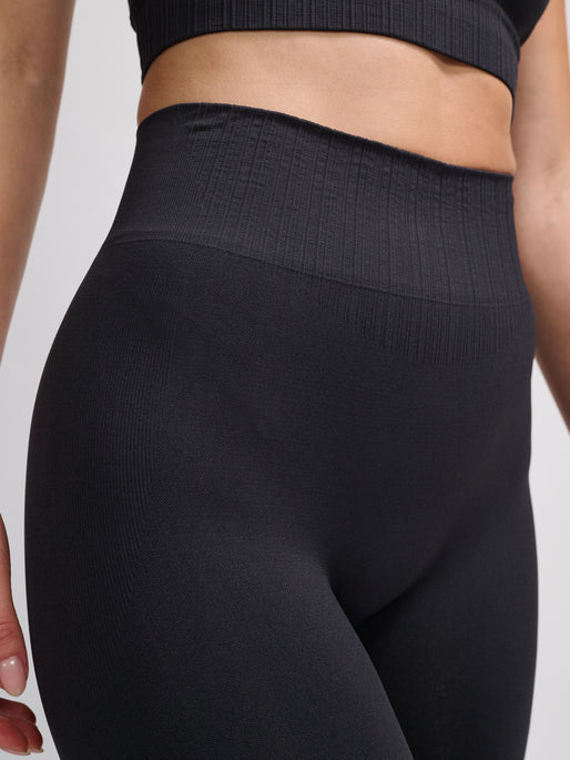 Hummel Women's Mt Define Seamless Scrunch Tights Womens Apparel Pants & Sweatpants