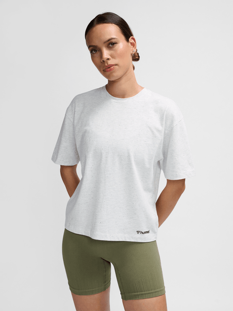 Hummel Women's Mt Ultra Boxy T-Shirt Womens Apparel Shirts & Tops