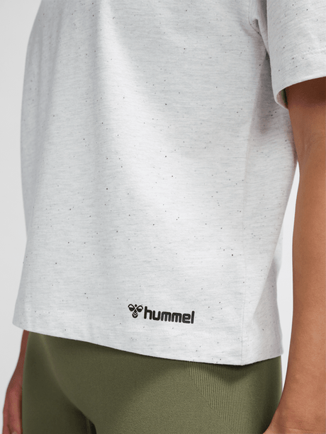 Hummel Women's Mt Ultra Boxy T-Shirt Womens Apparel Shirts & Tops
