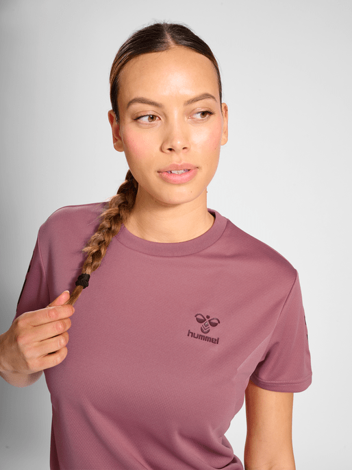 Hummel Women's Active Pl Short Sleeve Jersey Womens Apparel Shirts & Tops