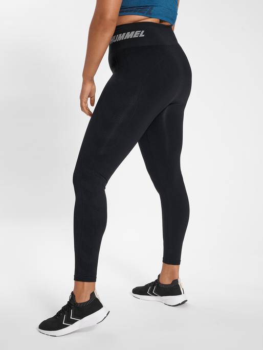 Hummel Women's Plus Te Pace Seamless High-Waisted Tights Womens Apparel Pants & Sweatpants