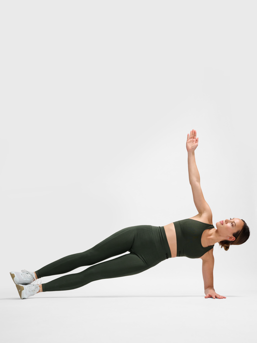 Hummel Women's Tif Seamless Sports Top Womens Apparel Bras & Underwear